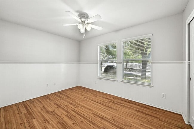 Building Photo - 1049 King Cotton Ln