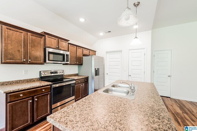 Building Photo - 6966 Brightwell Ln