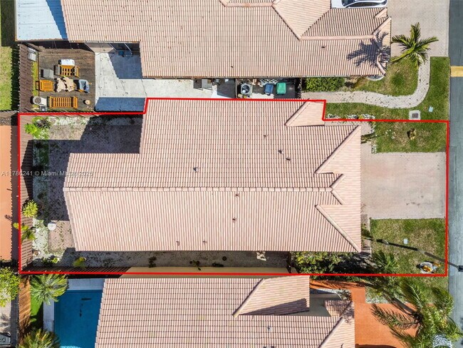 Building Photo - 5160 NW 112th Ct