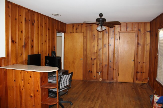 Building Photo - 4405 Erath Ave