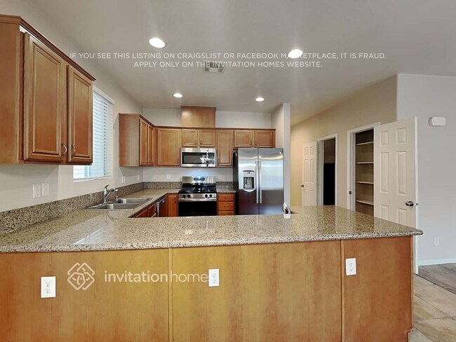 Building Photo - 8344 S Pioneer Way