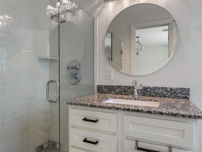 Building Photo - 212 Edgemere Ct