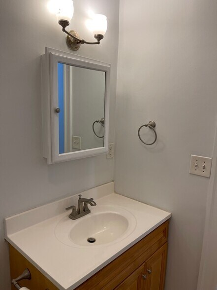 Building Photo - 30 Sudan St