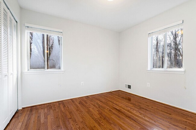 Building Photo - 17020 Briardale Rd