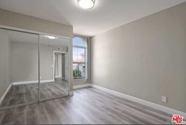 Building Photo - 4750 Templeton St