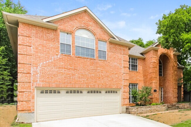 Building Photo - 1804 Sandalwood Ln