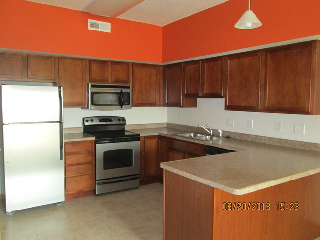 Building Photo - Amazing 2 Bed 2 Bath Condo in North Liberty