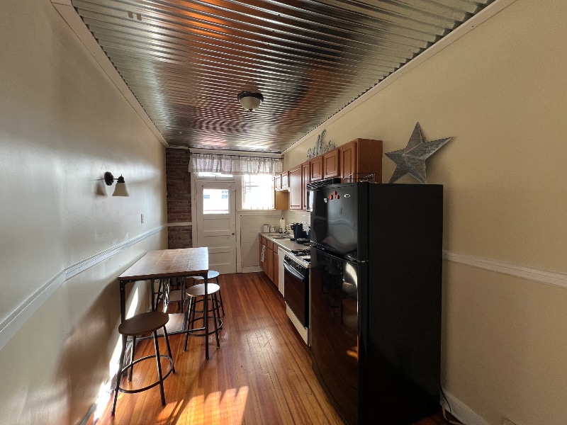 Building Photo - 5354 Murdoch Ave