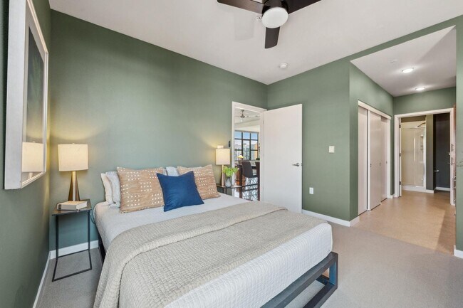 Building Photo - Refined Urban Condominium at Jack London S...
