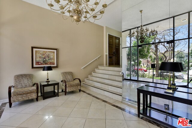 Building Photo - 423 N Palm Dr