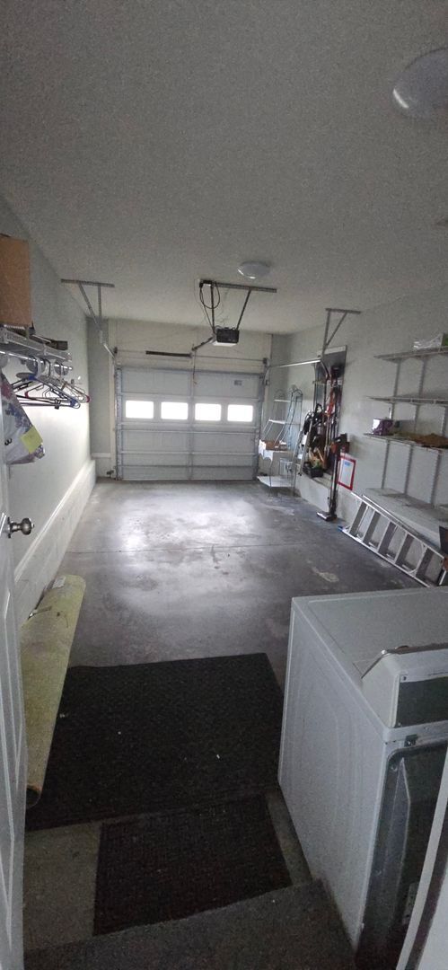 Building Photo - Village of Del Mar