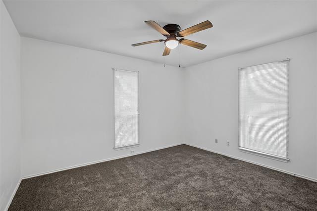 Building Photo - 3321 Heather Hill Dr