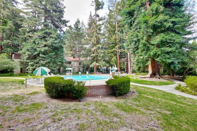 Building Photo - 505 Cypress Point Dr