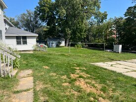 Building Photo - 1803 Loftsgordon Ave