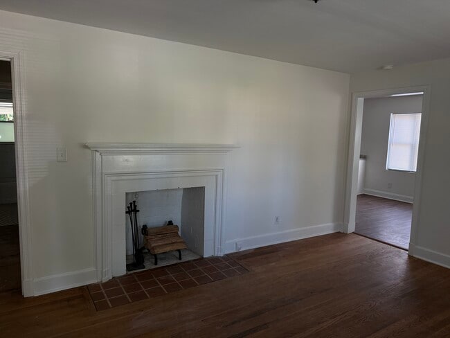 Building Photo - 2301 Lawndale Dr