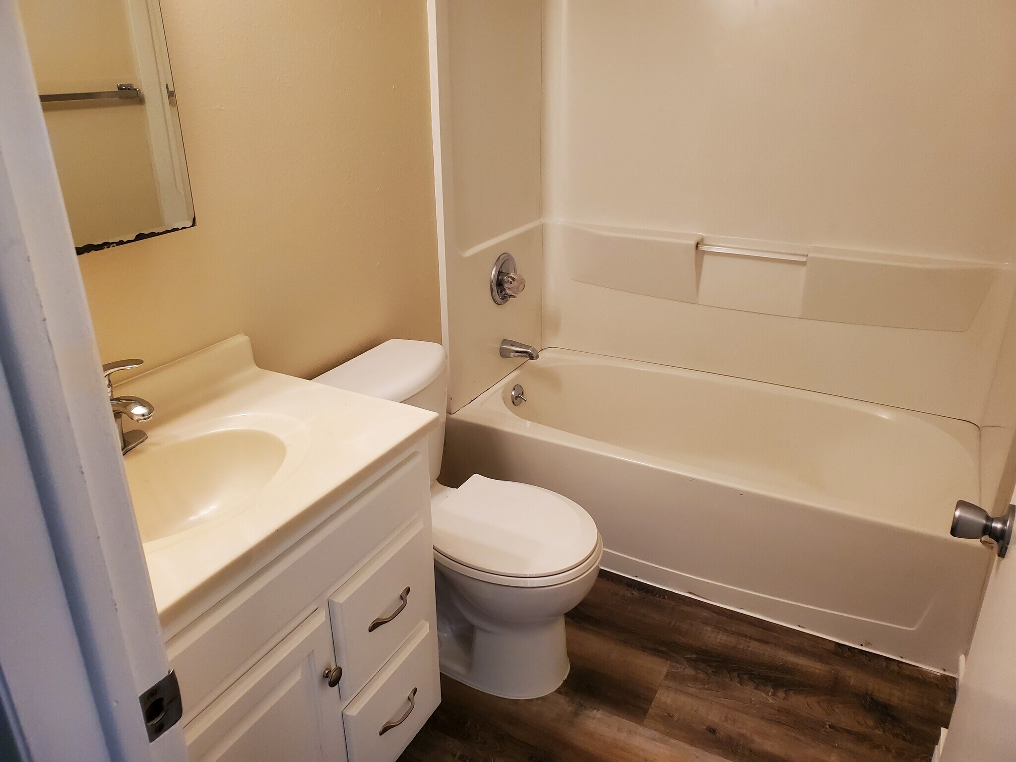 Building Photo - 1016 N 39th St