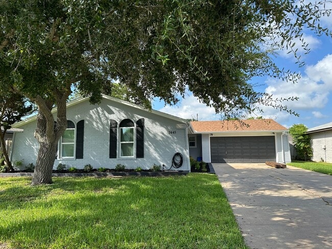 Primary Photo - Ready for move in