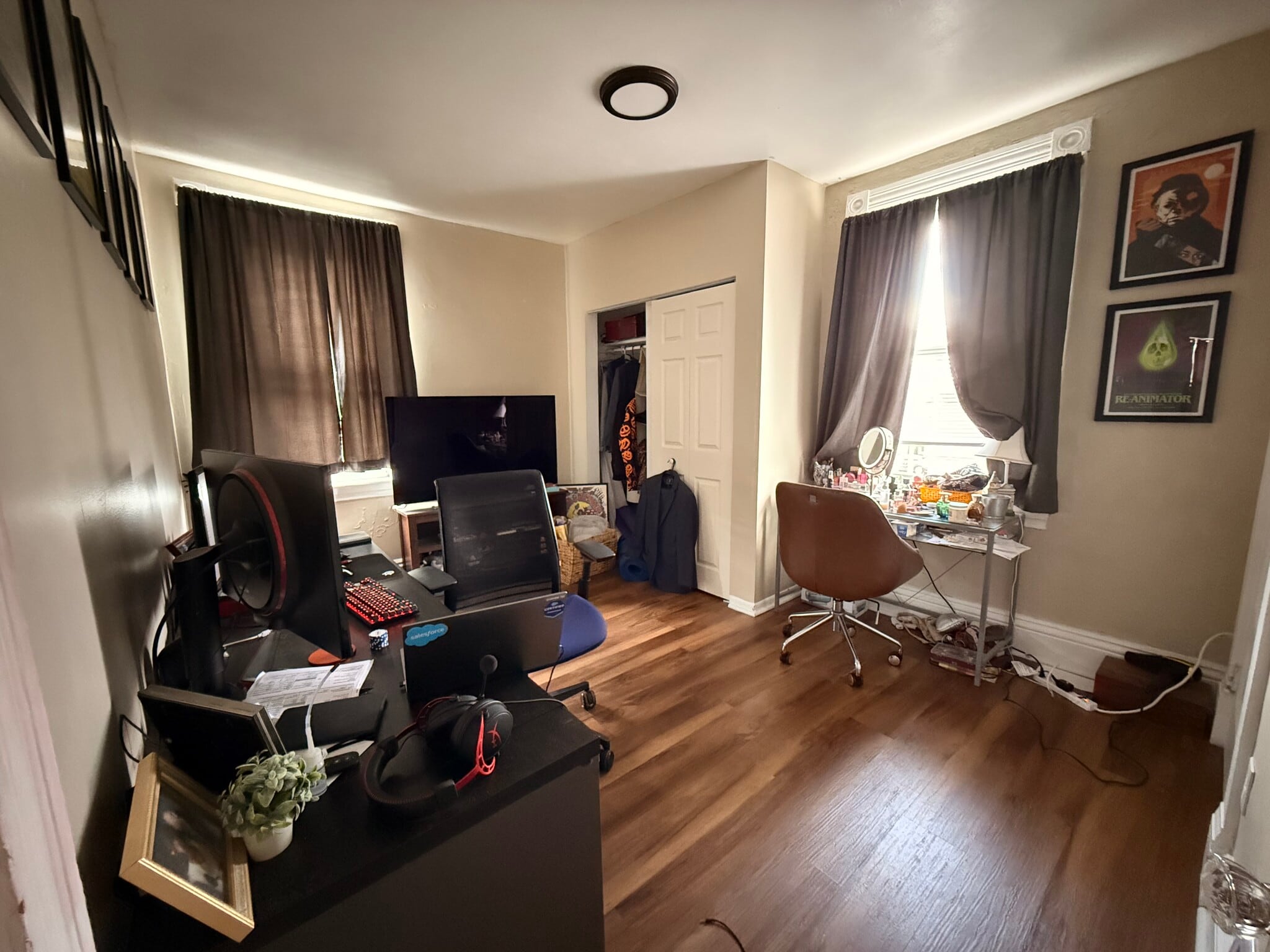 Building Photo - 440 Ella St