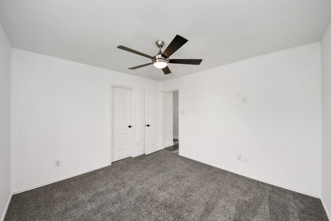 Building Photo - 7826 Maverick Trace Ln