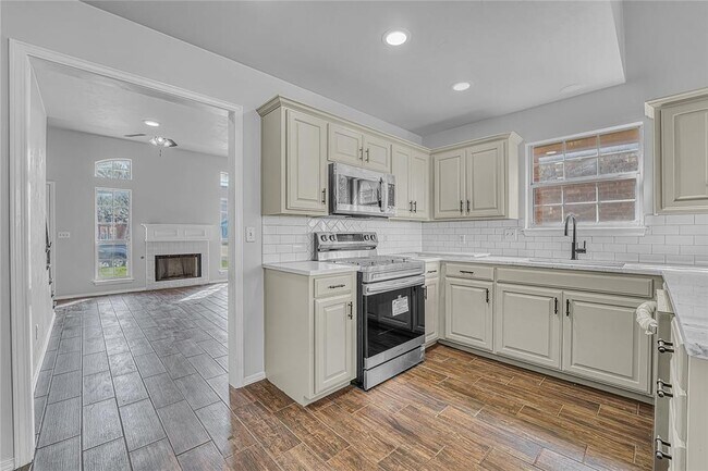 Building Photo - 2805 Shiloh Ln