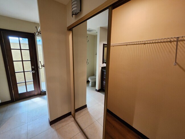 Building Photo - 79860 Fiesta Dr
