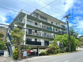 Building Photo - 1660 Piikoi St