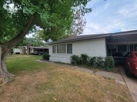 Building Photo - $300 Off 1st Month Special