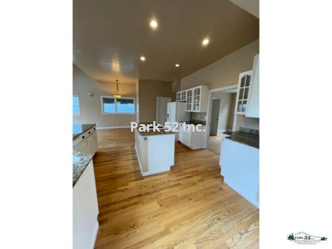 Building Photo - 3016 N 7th St