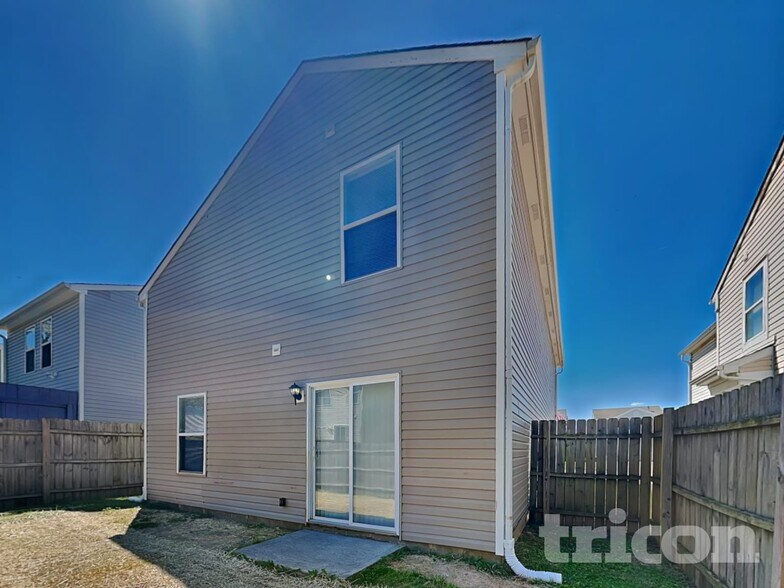 Building Photo - 6750 Kinnerton Dr