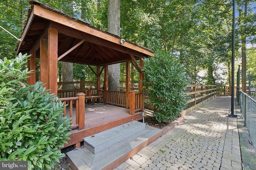 Building Photo - 11540 Springridge Rd