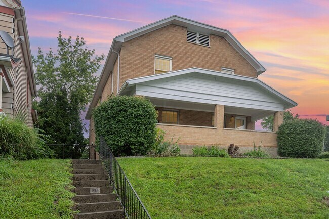 Primary Photo - 62-62 Indiana Ave