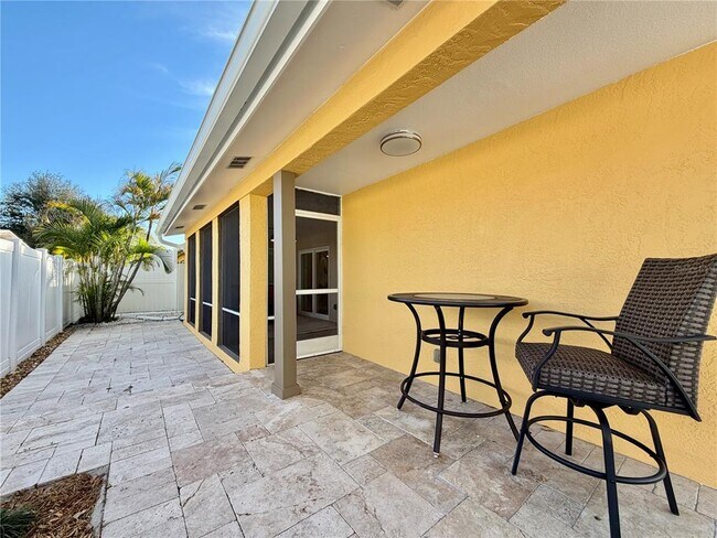 Building Photo - 225 70th St N