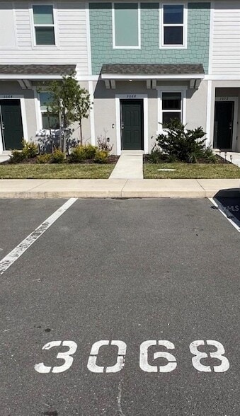 Building Photo - 3068 Skyline Lp