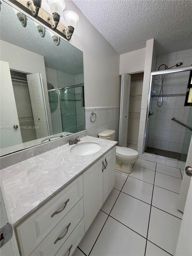 Building Photo - 3310 SW 92nd Pl