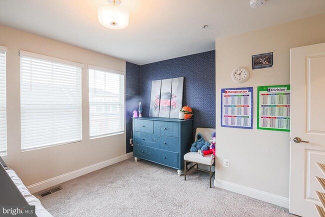 Building Photo - 7104 Druce Way