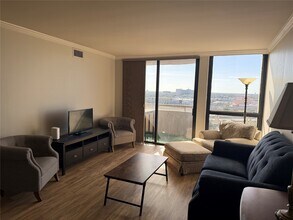 Building Photo - 3525 Sage Rd