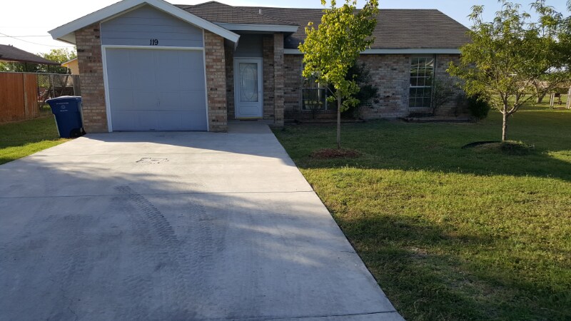 Primary Photo - 119 Eaglerock Dr