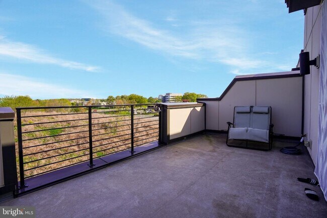 Building Photo - 14301 Beckett Glen Cir