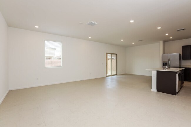 Building Photo - 7071 W Indian Clover Way
