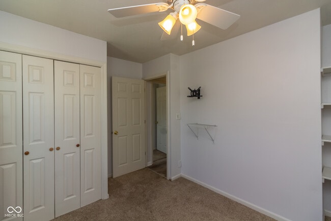 Building Photo - 504 Mooreland Dr