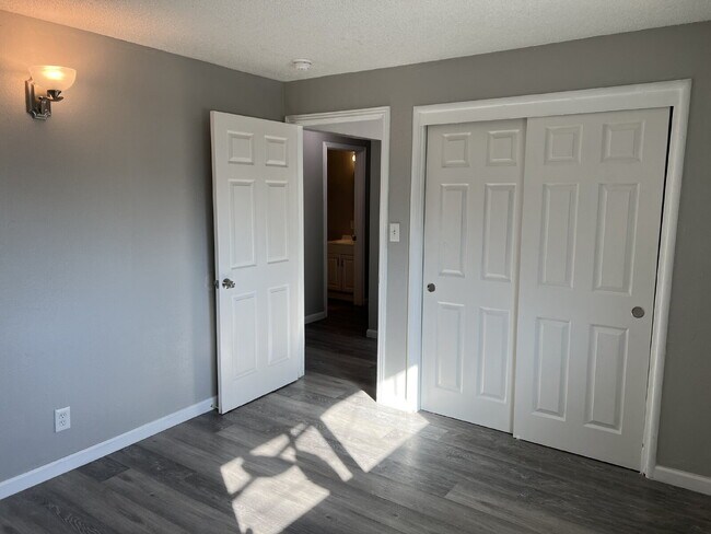 Building Photo - 782 Music Ave
