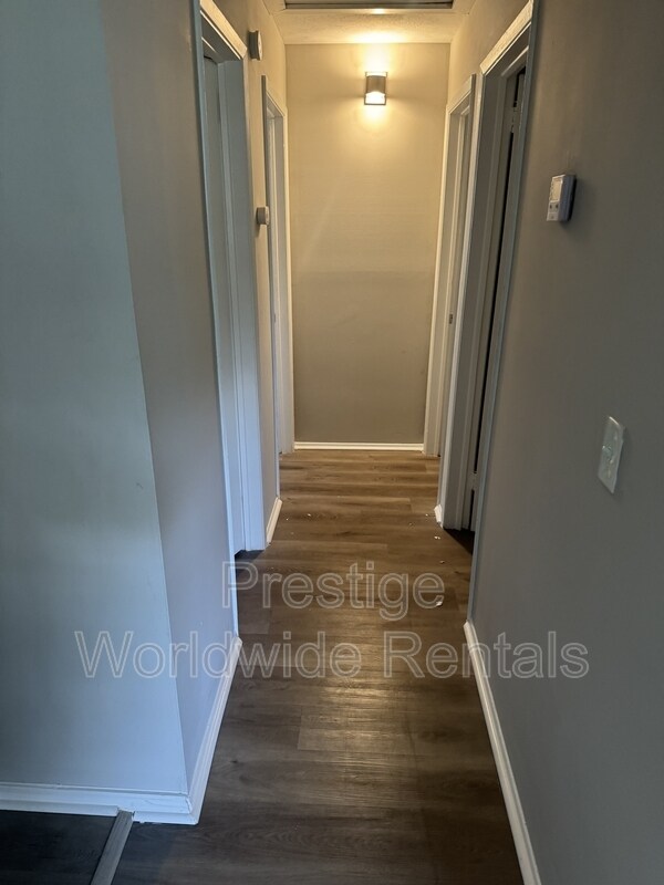 Building Photo - 3226 Urban Ave