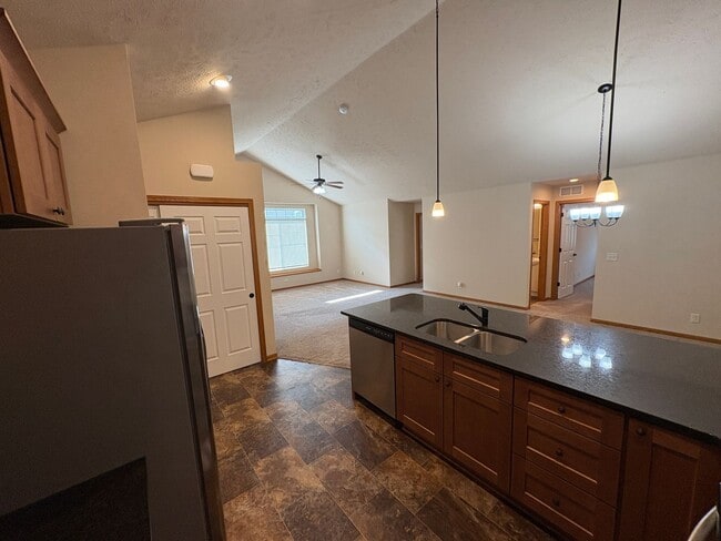 Building Photo - Townhome in Southeast Lincoln