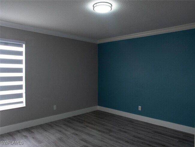 Building Photo - 2822 Inlet Cove Ln W