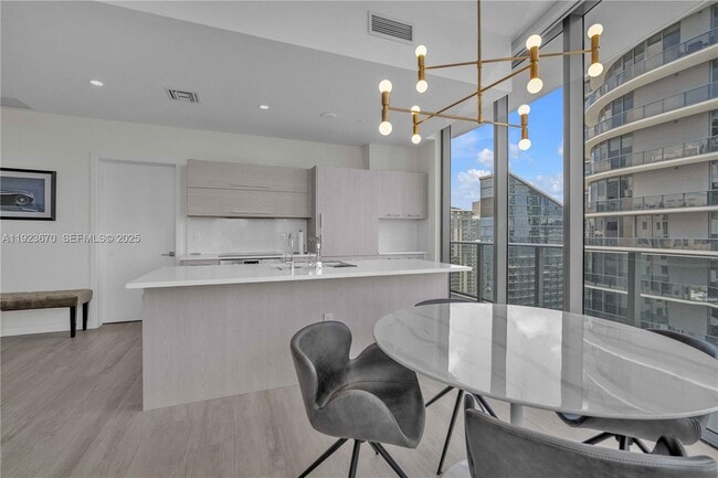 Building Photo - 55 SW 9th St