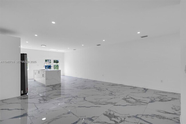 Building Photo - 11870 SW 220th St