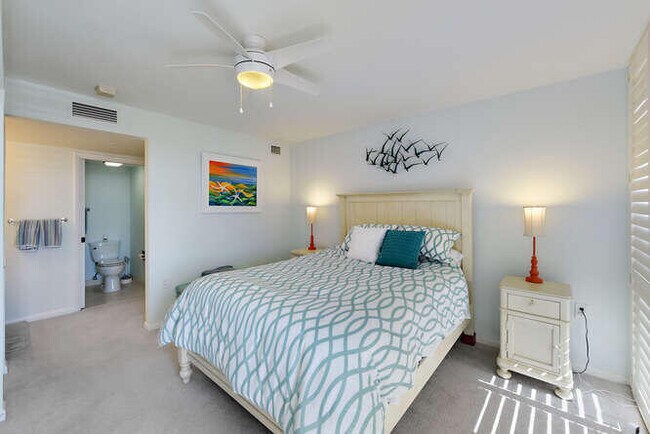 Building Photo - 2601 Marina Isle Way