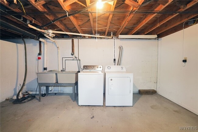 Building Photo - 3730 Mayle Ct