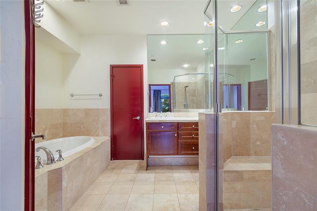 Building Photo - 1016 Liberty St