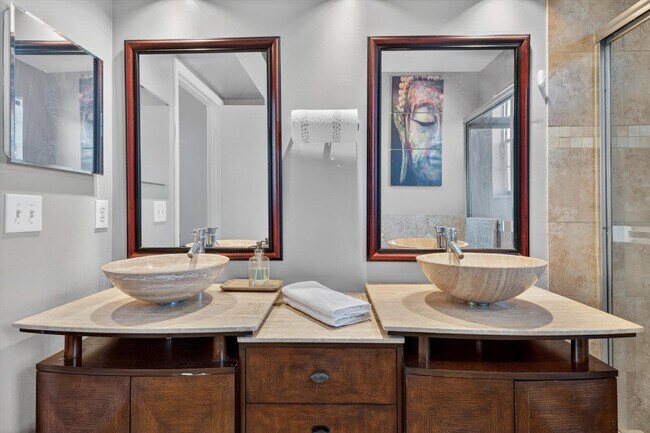 Building Photo - 301 SW 158th Terrace